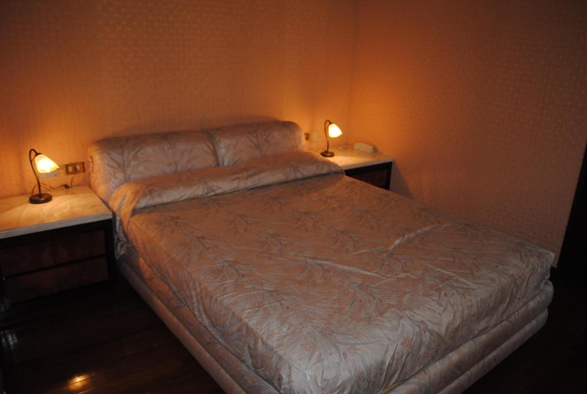 Hotel Locanda San Giacomo Agliano Terme Room photo